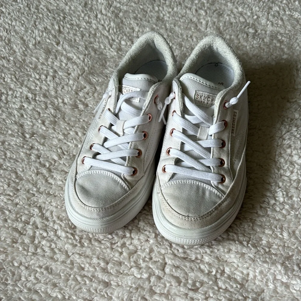 Skechers White Sneakers - Picture 4 of 4